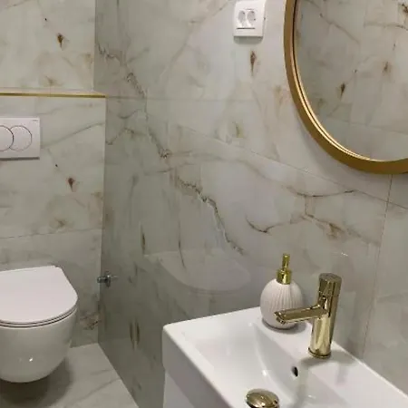 Luxury Ivo With Jacuzzi Near The * Podstrana