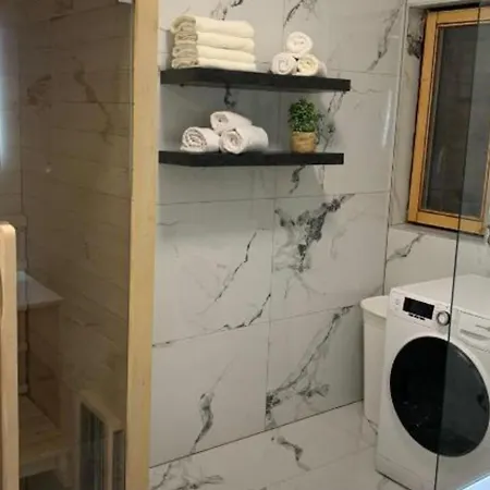 Apartman Luxury Ivo With Jacuzzi Near The Podstrana